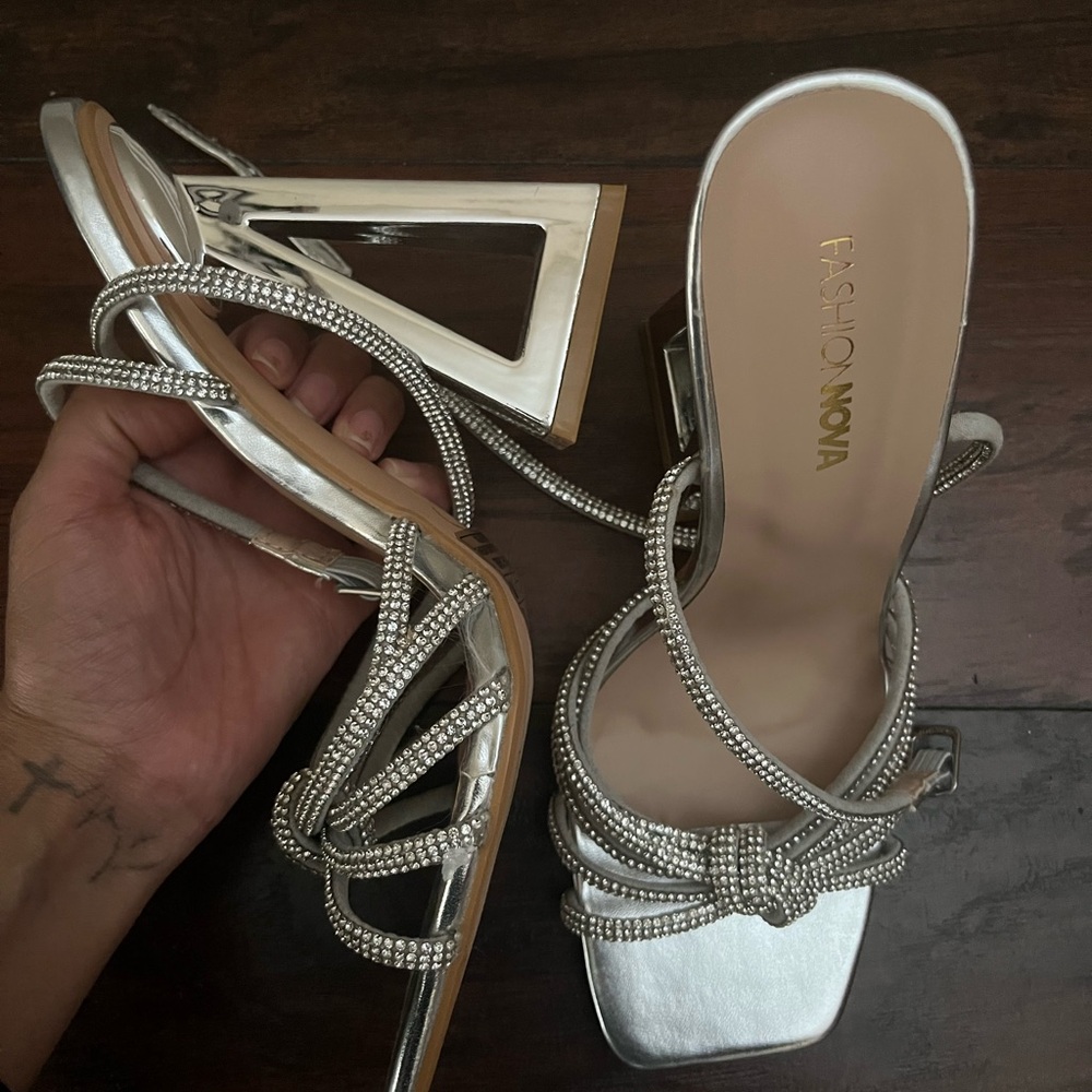 Silver Modern Heels - Picture 5 of 6